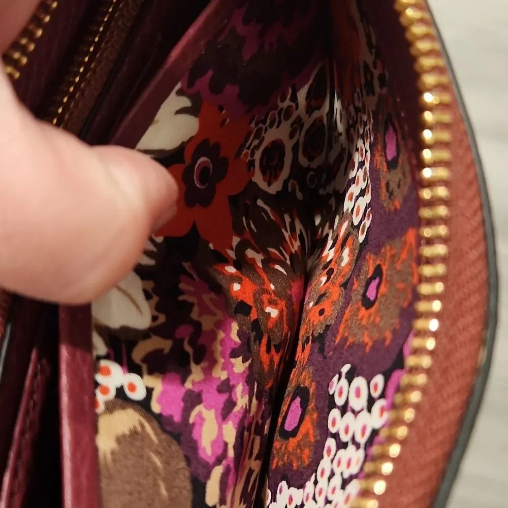 Vera Bradley Wallet Quilted Zip-Around Wallet in Burgundy